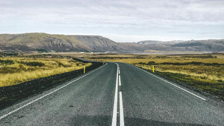 Impacto da proximidade com rodovias no valor de áreas comerciais
